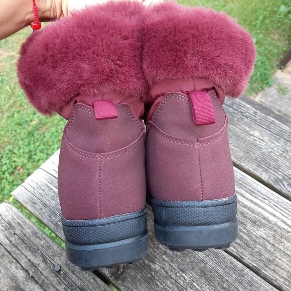 Floopi Faux Fur Boots Burgundy Lace-up Winter Shoes Booties Fleece-Lined Size 10 - Picture 5 of 13